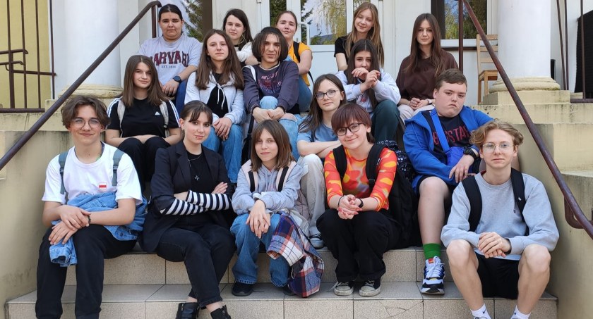 Wizyta młodzieżowej rady w DPS w Brańszczyku. / zdjęcie: Fb Młodzieżowa Rada Miejska w Wyszkowie