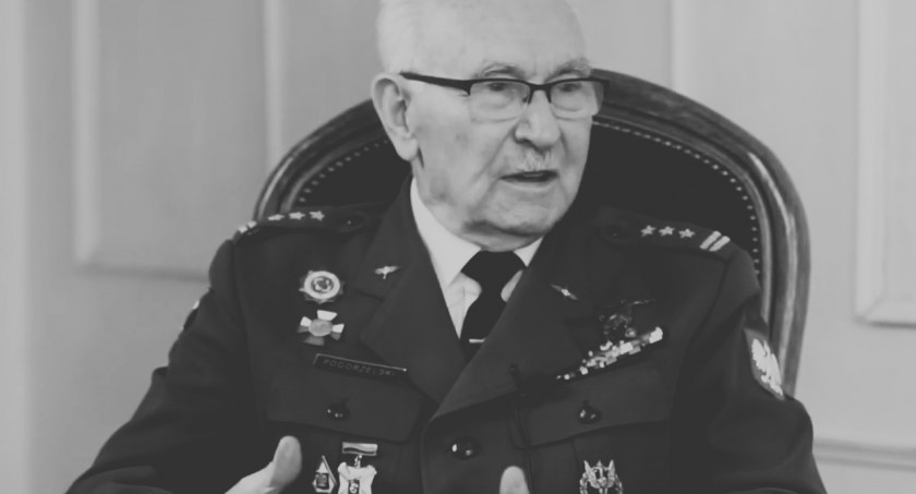 Od wczesnej młodości związany był wszechstronnie z lotnictwem/zdjęcie: screen youtube.com;Vis a Vis by Victoria Voigt