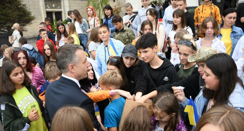 W ramach projektu „Mazowsze dla Ukrainy” setka ukraińskich dzieci najbliższe dwa tygodnie spędzi na Mazowszu. / Zdjęcie: 