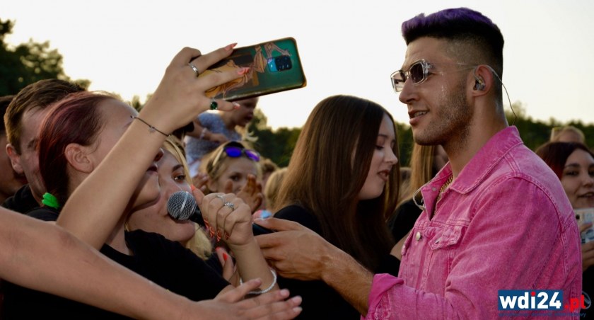 Discoboys dali pełen energii koncert na dożynkach w Długosiodle. / Zdjęcie: wdi24.pl