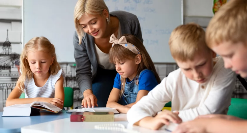 14 października obchodzimy Dzień Edukacji Narodowej. / Zdjęcie: freepik.com