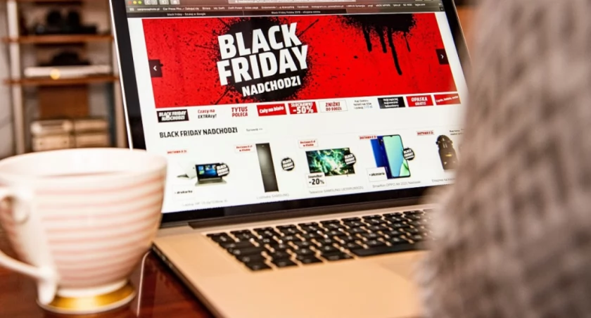 W zeszłym roku Polacy najczęściej polowali na rabaty w wysokości 40-50%. / Zdjęcie: MondayNews