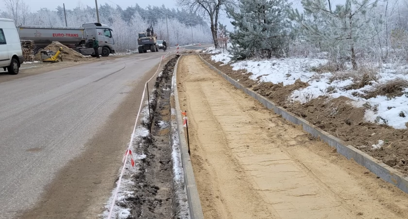 Powstaje nowa infrastruktura dla pieszych. / Zdjęcie: Gmina Wyszków
