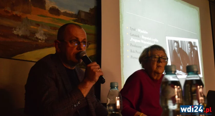 Wyświetlano stare, czasami dotąd nigdzie niepublikowane materiały filmowe o ziemi wyszkowskiej. / Zdjęcie: wdi24.pl
