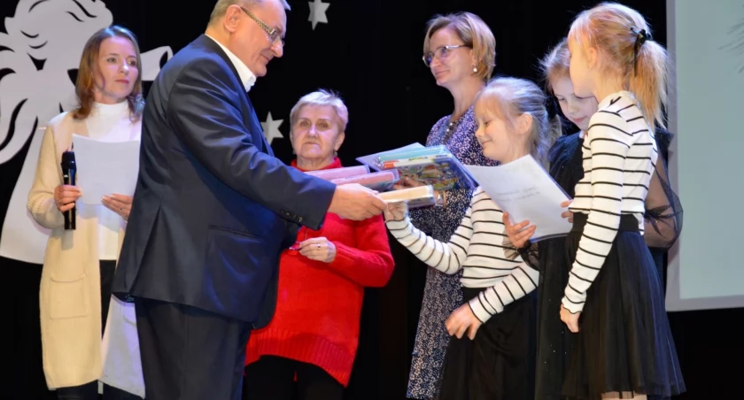 W grupie najmłodszej wystąpiło dwanaście szkolnych reprezentacji. / Zdjęcie: wdi24.pl