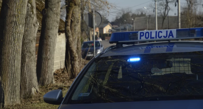 Policjanci interweniowali, aby odizolować sprawców przemocy domowej od ofiar. / Zdjęcie: poglądowe wdi24.pl