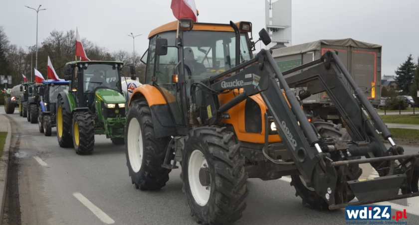 Rolnicy protestują na ulicach Wyszkowa. / Zdjęcie: wdi24.pl