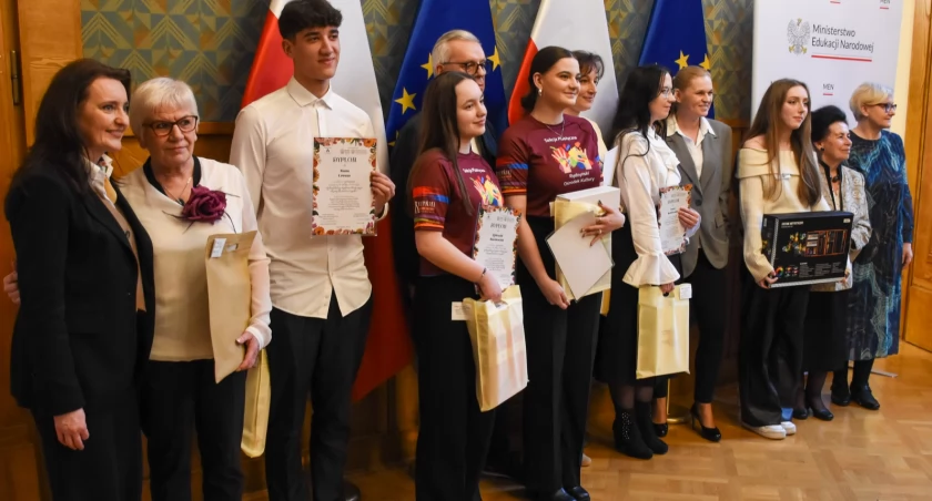 Wśród laureatów znalazło się 5 uczniów z Zespół Szkół Nr 1 im. Marii Skłodowskiej - Curie w Wyszkowie. / Zdjęcie: Powiat Wyszkowski