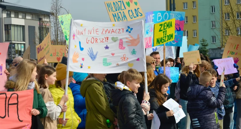 Marsz Niebieskich Serc w Wyszkowie. / Zdjęcie: wdi24.pl
