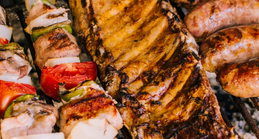 Sezon grillowy w pełni. / Zdjęcie: freepik.com 