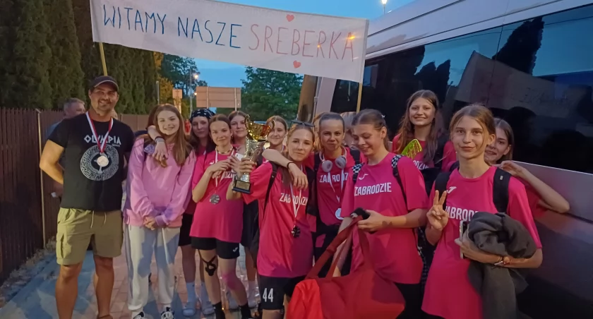 Srebro dla zabrodzianek. / Zdjęcie: UKS Młode Wilki Zabrodzie