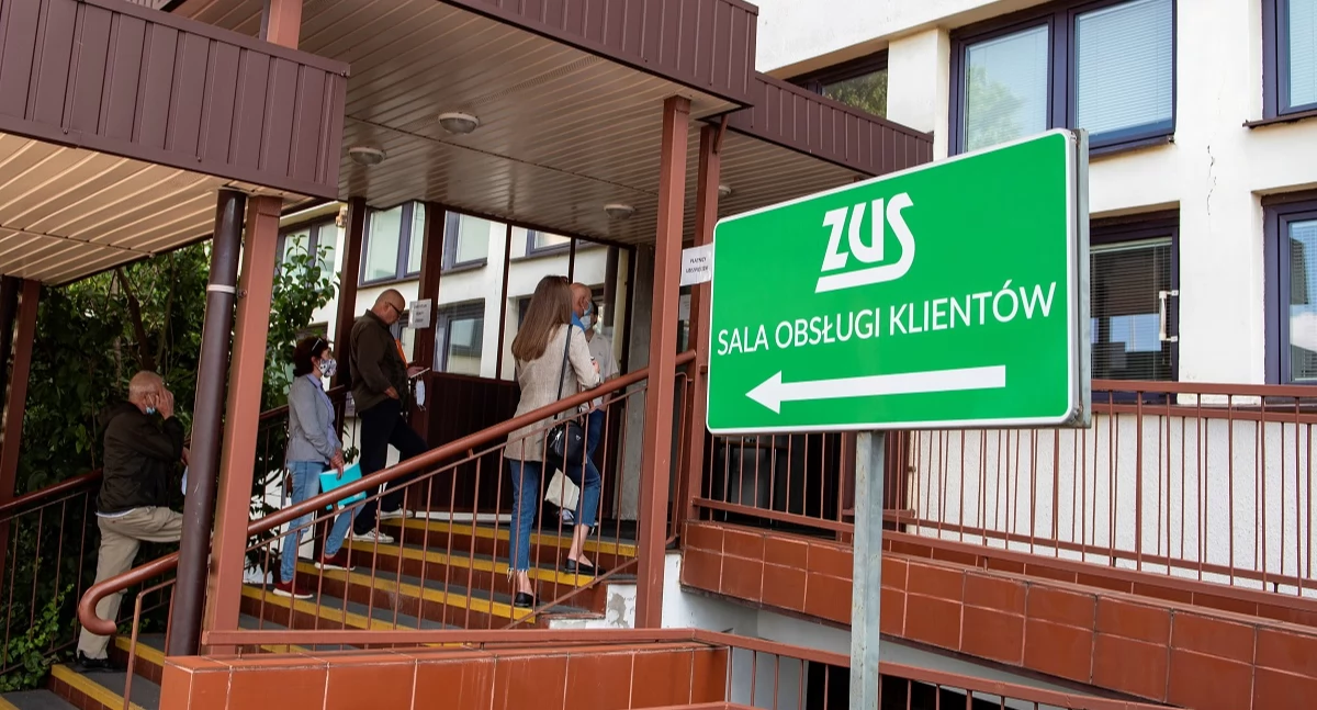 Patrząc na dane z 2024 roku, najwięcej wniosków o przyznanie renty z tytułu niezdolności do pracy zarejestrowano w województwie śląskim – 11,6 tys. Dalej w zestawieniu mamy woj. mazowieckie – 10,2 tys. / Zdjęcie: MondayNews 