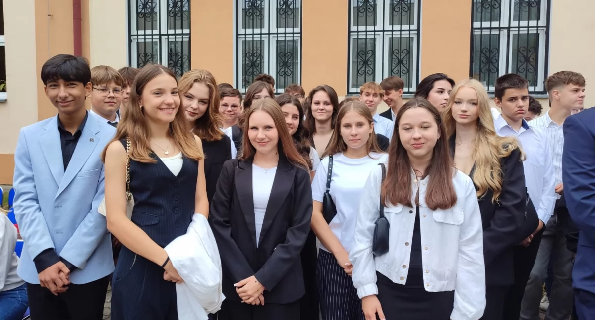 Pierwszoklasiści rozpoczęli nowy etap. / Zdjęcie: Powiat Wyszkowski 