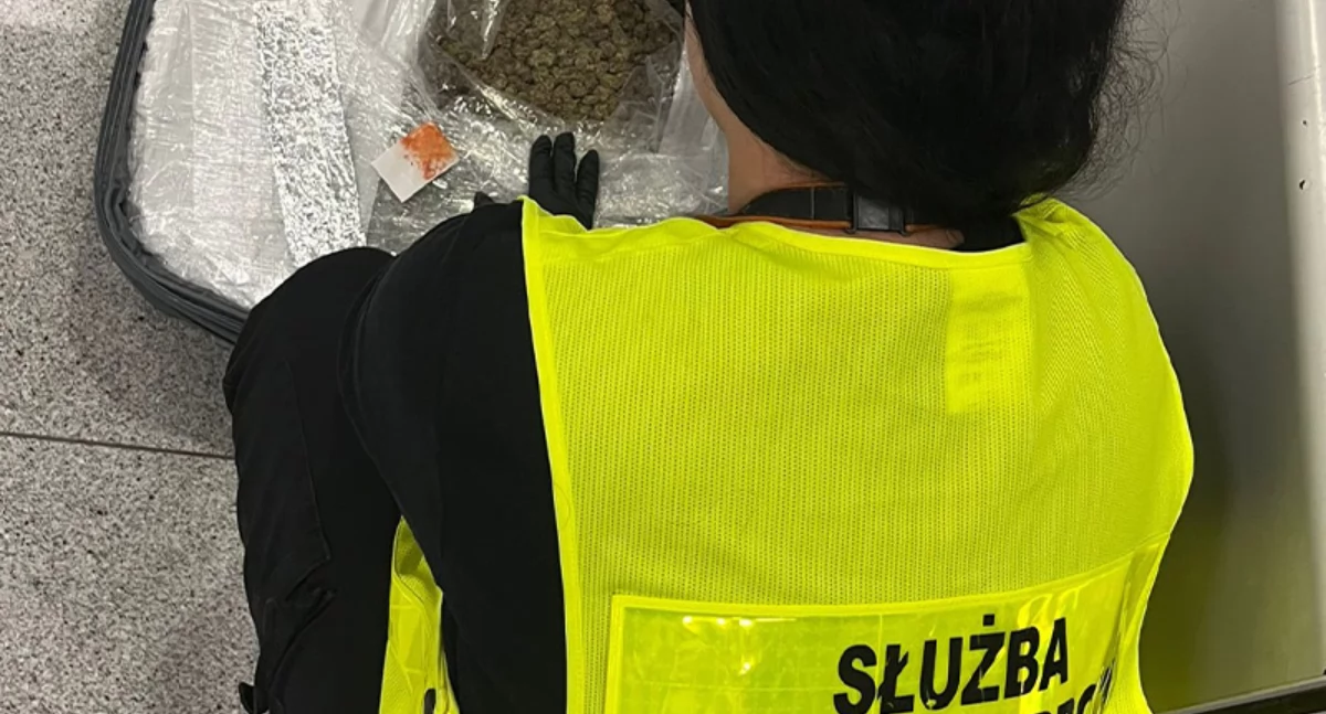 40 kg narkotyków na Lotnisku Chopina. Zatrzymano 26-latkę