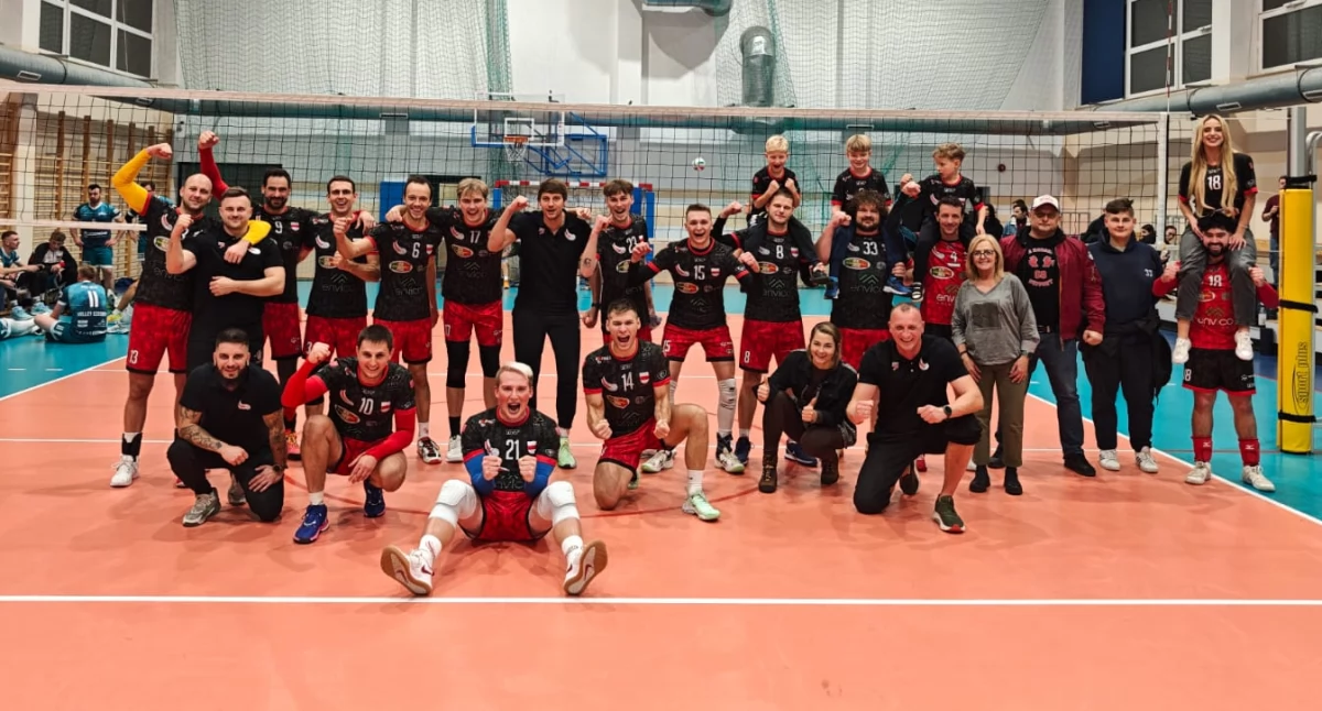 Volley Wyszków zatrzymał lidera. Zwycięstwo na wyjeździe i seria bez porażki trwa
