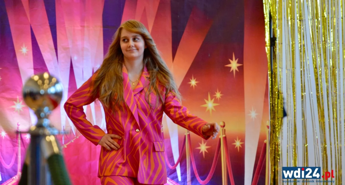 „Każde dziecko zasługuje, by błyszczeć” – ekspresowe, gwiazdorskie Andrzejki w OSW Wyszków