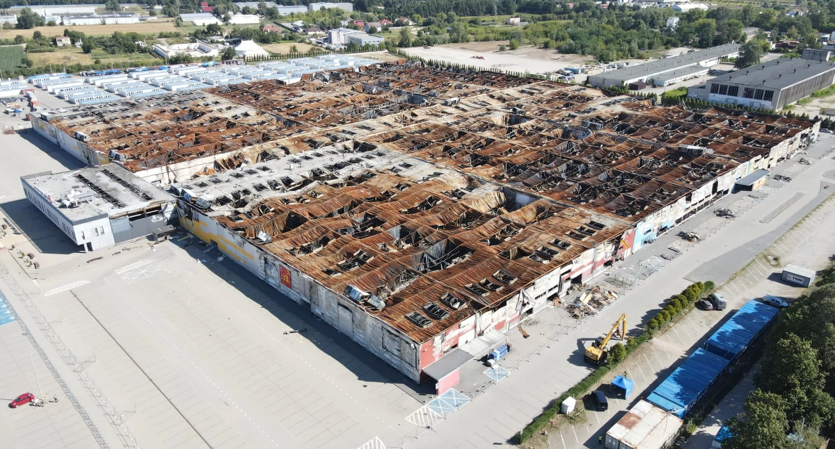 Do pożaru Centrum Handlowego Marywilska 44 doszło 12 maja 2024 r. Oględziny pogorzeliska rozpoczęto 30 lipca 2024 r. / Zdjęcie: KSP