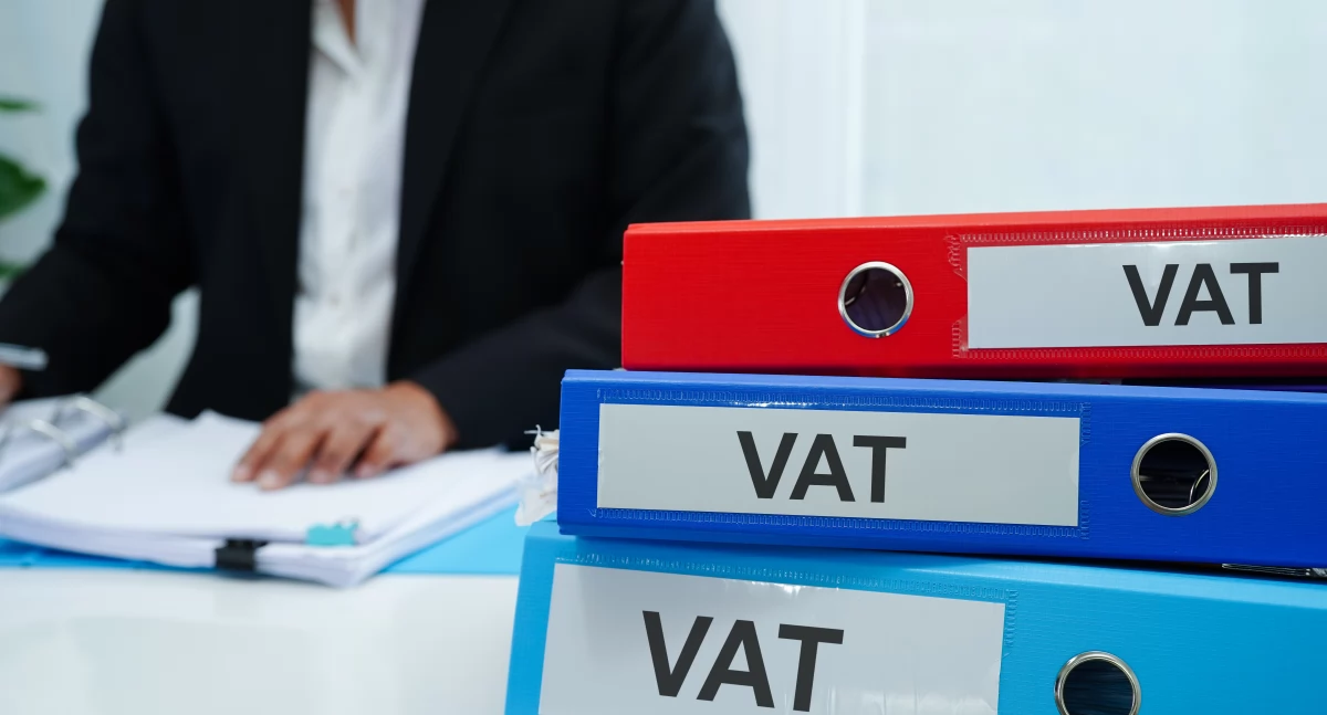 Podczas przeszukań służby zabezpieczyły obszerną dokumentację finansowo-księgową. / Zdjęcie: KAS 