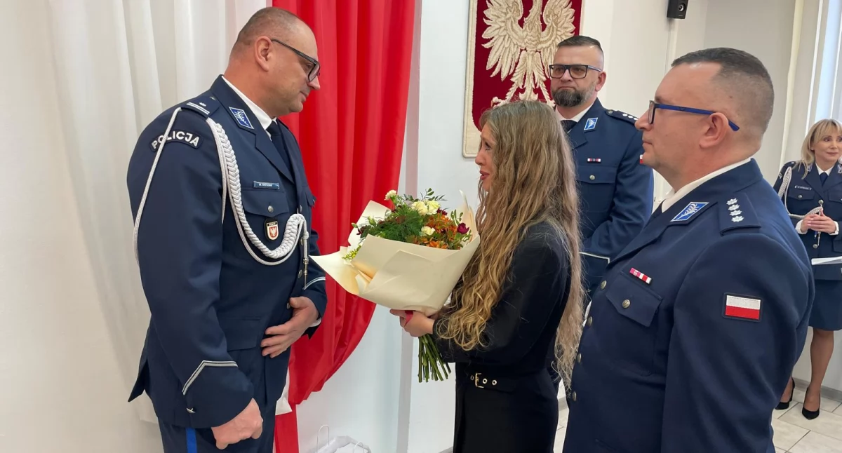 Podziękowania płynęły również ze strony kadry kierowniczej, policjantów i pracowników cywilnych wyszkowskiej komendy. / Zdjęcie: KPP w Wyszkowie 