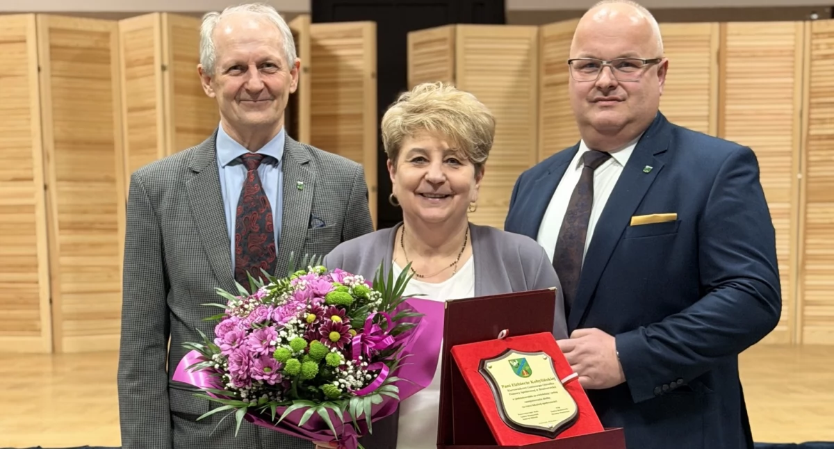 Przez ponad trzy dekady stała na czele instytucji, która dla wielu mieszkańców była pierwszym miejscem wsparcia w trudnych sytuacjach życiowych. / Zdjęcie: Gmina Brańszczyk 