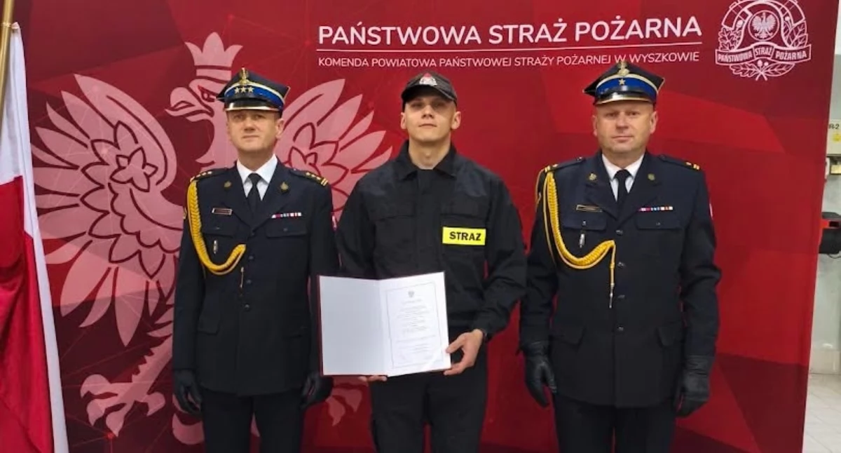 Przeszedł testy i wymagającą rekrutację. Teraz dołączył do wyszkowskich strażaków