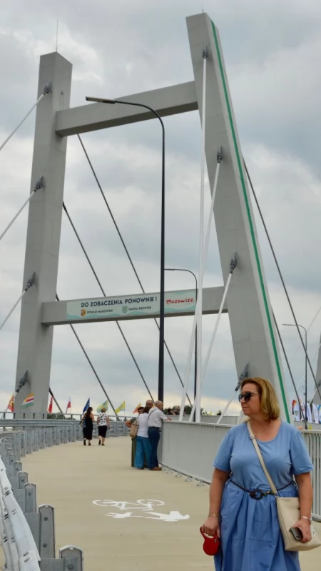 Przez lata słyszeli, że się nie da. Dziś most nad Narwią łączy dwa brzegi [DUŻO ZDJĘĆ]