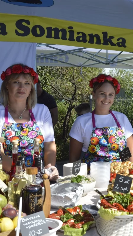  Tradycyjne wieńce, lokalne smaki i tłumy pod sceną. Somianka podziękowała za plony [FOTO]
