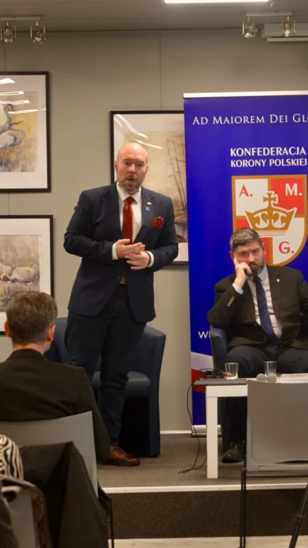 Marcin Rola i Bartosz Kopczyński w Wyszkowie. Spotkanie Konfederacji Korony Polskiej w miejskiej bibliotece