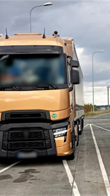 Kontrola na S8 pod Wyszkowem. Turecka ciężarówka na parkingu, 12 tys. zł kaucji