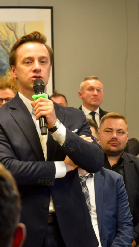 Krzysztof Bosak w Wyszkowie. O tragedii w Leszczydole-Nowinach, bezpieczeństwie i przyszłości Konfederacji