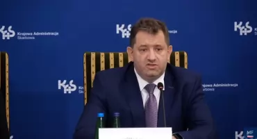 Zamiast iść do urzędu, zadzwoń do skarbówki