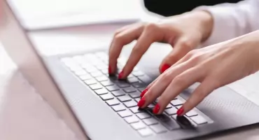 Ten zawód zniknie w ciągu trzech lat. AI zastąpi kolejnych pracowników 