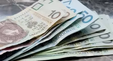 Emerytury 2025. Skromna waloryzacja i wyższe obciążenia podatkowe dla seniorów