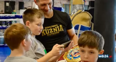 Tryc na szczycie. Mistrz Europy spotkał się z młodzieżą [FOTO]