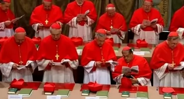 Tajemnice konklawe: jak wygląda wybór nowego papieża?