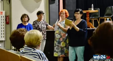Absolutorium z emocjami. Burzliwe walne zebranie Uniwersytetu Trzeciego Wieku 