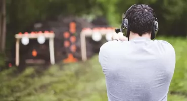 W Polsce masowo rośnie liczba pozwoleń na broń. W tym regionie wydają ich najwięcej