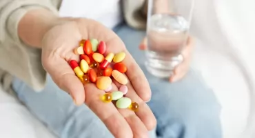 Prawie 40 proc. stosuje je codziennie. Lekarze nie kryją zaniepokojenia 