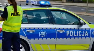 Wszystkich Świętych w Wyszkowie. Policja podpowiada, jak szybciej dotrzeć na groby