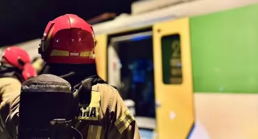Nocna awaria pociągu w Grzegorzewie: Zapalił się komponent układu hamowania