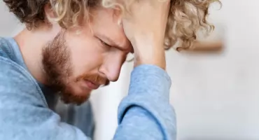 Jakich witamin brakuje, gdy masz luki w pamięci? Neurolog wskazuje dwie najważniejsze 