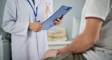 Umiera ponad 5,5 tys. mężczyzn rocznie. Ratunkiem jest nowoczesna terapia 