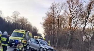Cztery samochody zderzyły się na DK62. Droga całkowicie zablokowana przez kilka godzin