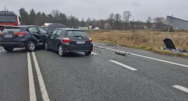 18-letni kierowca BMW stracił panowanie nad pojazdem. Lądował śmigłowiec