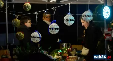 Jarmark Bożonarodzeniowy w Wyszkowie otwarty. Zobacz plan na weekend [FOTO]