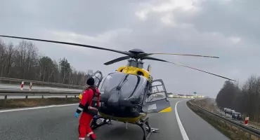 Poważny wypadek na S8 w Lucynowie. Pięć osób trafiło do szpitala