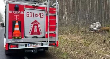 Dachowanie na DK 62. Kolejne zdarzenie w okolicach Kamieńczyka 