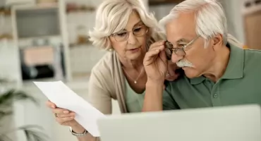 Tyle wyniesie TRZYNASTKA emerytów w 2026 r. Wiadomo, kiedy zostanie wypłacona 