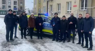 „Będą służyły mieszkańcom”. Wyszkowska policja ma nowe radiowozy