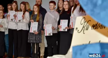 93 uczniów z wyróżnieniem w SP nr 2. Dyrektor: Jestem dumny z tej szkoły